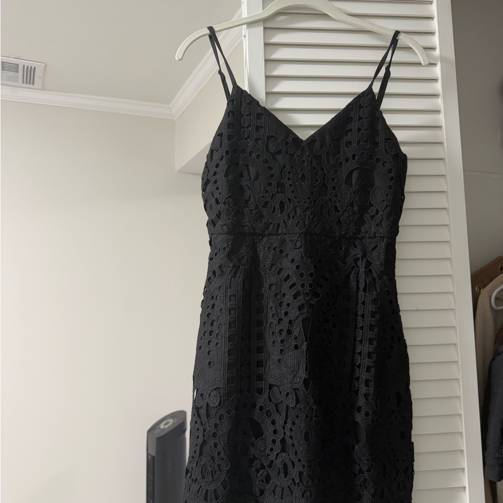 Elegant Black Lace Dress